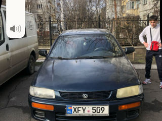 Mazda 323 foto 3