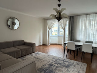 Ap. 3 cam., 144 м², 2/7 et.