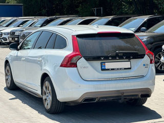 Volvo V60 foto 5