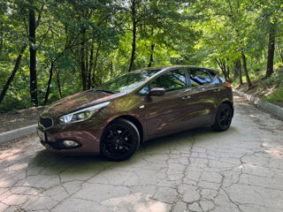 KIA Ceed фото 0
