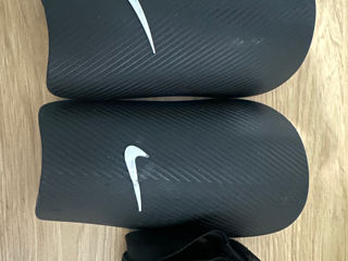 Aparatori Nike, Marimea L