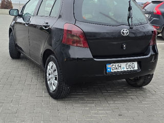 Toyota Yaris foto 5