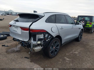 Jaguar f-pace foto 7