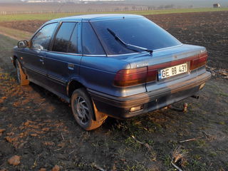 Mitsubishi Lancer foto 1