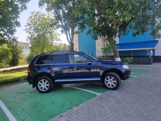 Volkswagen Touareg foto 4