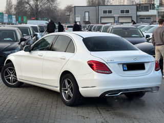 Mercedes C-Class foto 4