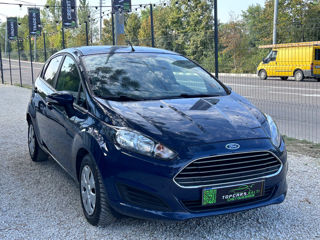 Ford Fiesta foto 1