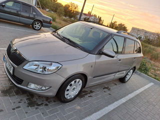 Skoda Fabia foto 2