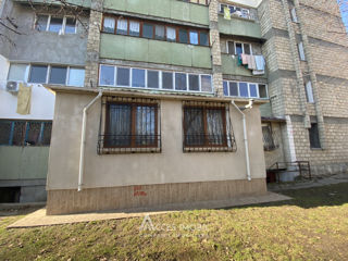 Apartament cu 2 camere, 64 m², Botanica, Chișinău foto 11
