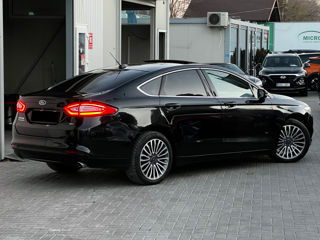 Ford Fusion foto 4