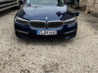 BMW 5 Series foto 3