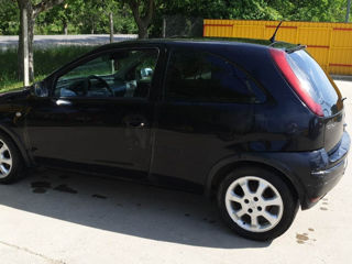 Opel Corsa фото 1