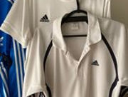 Custum sportiv de vară/primăvră ,,Adidas,,  Mărimea 52/50/ L-XL, 1100lei la mîna a doua, sunt și T- foto 2