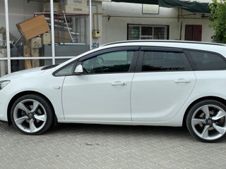 Opel Astra foto 1