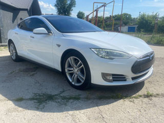 Tesla Model S foto 7