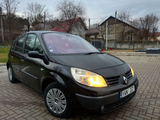 Renault Scenic foto 8