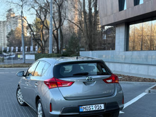 Toyota Auris foto 4