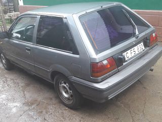 Nissan Sunny foto 5