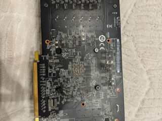 Radeon RX 580 Armor 8G OC foto 2