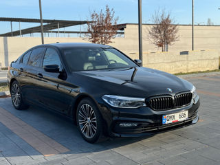 BMW 5 Series foto 3