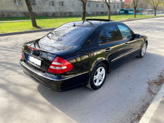 Mercedes E-Class foto 5