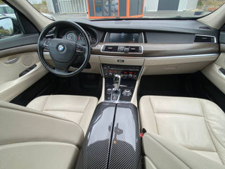 BMW 5 Series Gran Turismo foto 10