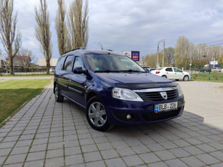 Dacia Logan foto 2