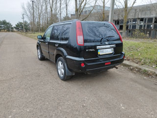 Nissan X-Trail foto 4