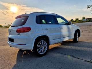 Volkswagen Tiguan foto 3