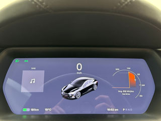 Tesla Model S foto 11