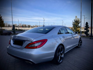 Mercedes CLS-Class foto 2