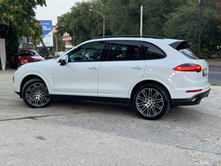 Porsche Cayenne foto 4