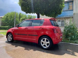 Suzuki Swift foto 4