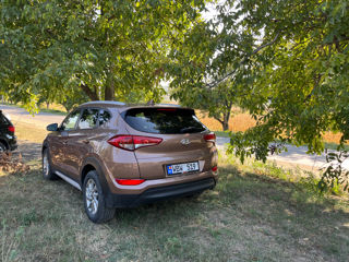 Hyundai Tucson foto 2