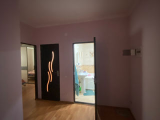 Apartament cu 2 camere, 76 m², Ciocana, Chișinău foto 5