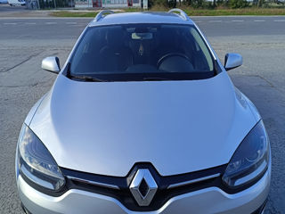 Renault Megane foto 2