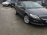 Volkswagen Passat CC foto 2