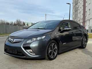 Opel Ampera foto 8