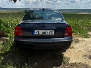 Volkswagen Passat foto 8