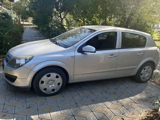 Opel Astra foto 2