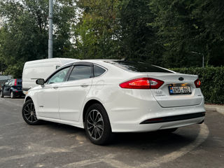 Ford Fusion foto 9