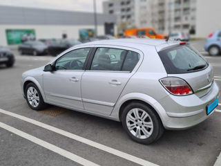 Opel Astra foto 4