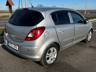 Opel Corsa foto 3