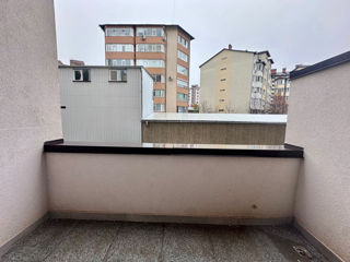 Apartament cu 2 camere, 80 m², Durlești, Chișinău foto 7