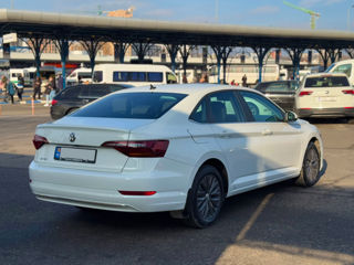 Volkswagen Jetta foto 7