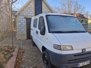 Peugeot Boxer foto 2