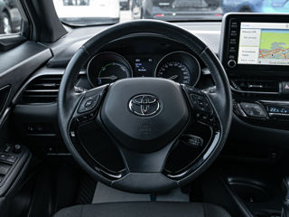 Toyota C-HR foto 11