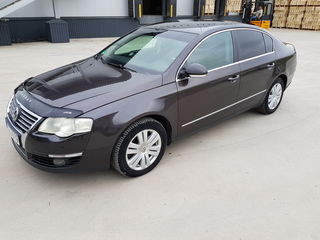 Volkswagen Passat foto 1