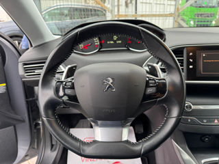 Peugeot 308 foto 10