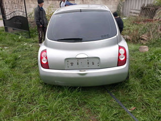 Nissan Micra, Maxima QX,Almera foto 8